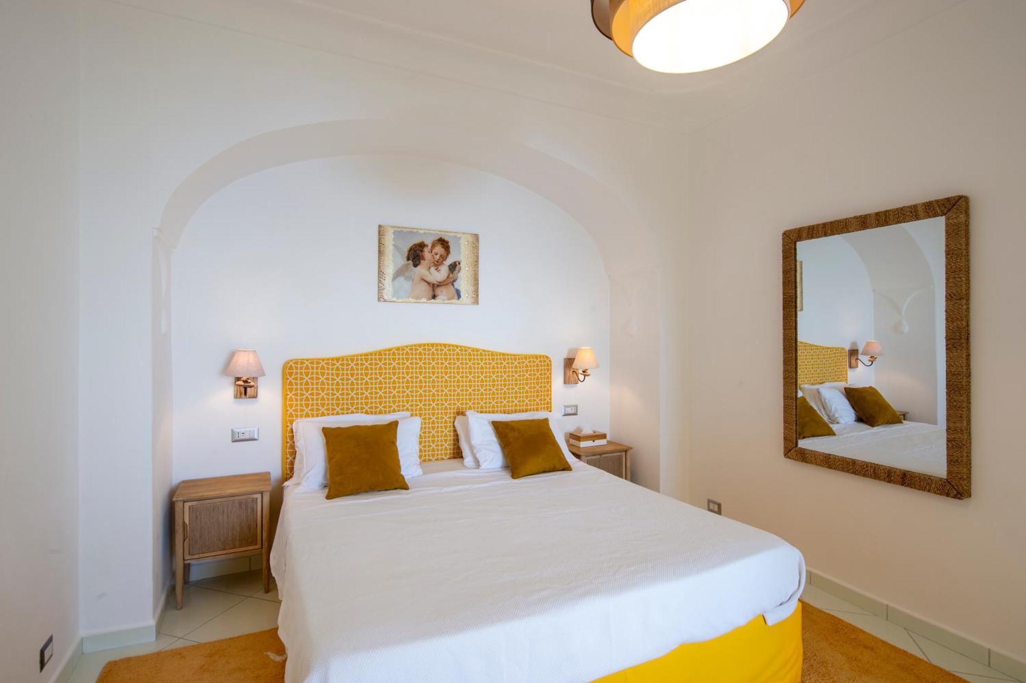 Aria Di Mare,Near Elevator, Few Steps, Parking, Garden Apartment Positano Exterior photo