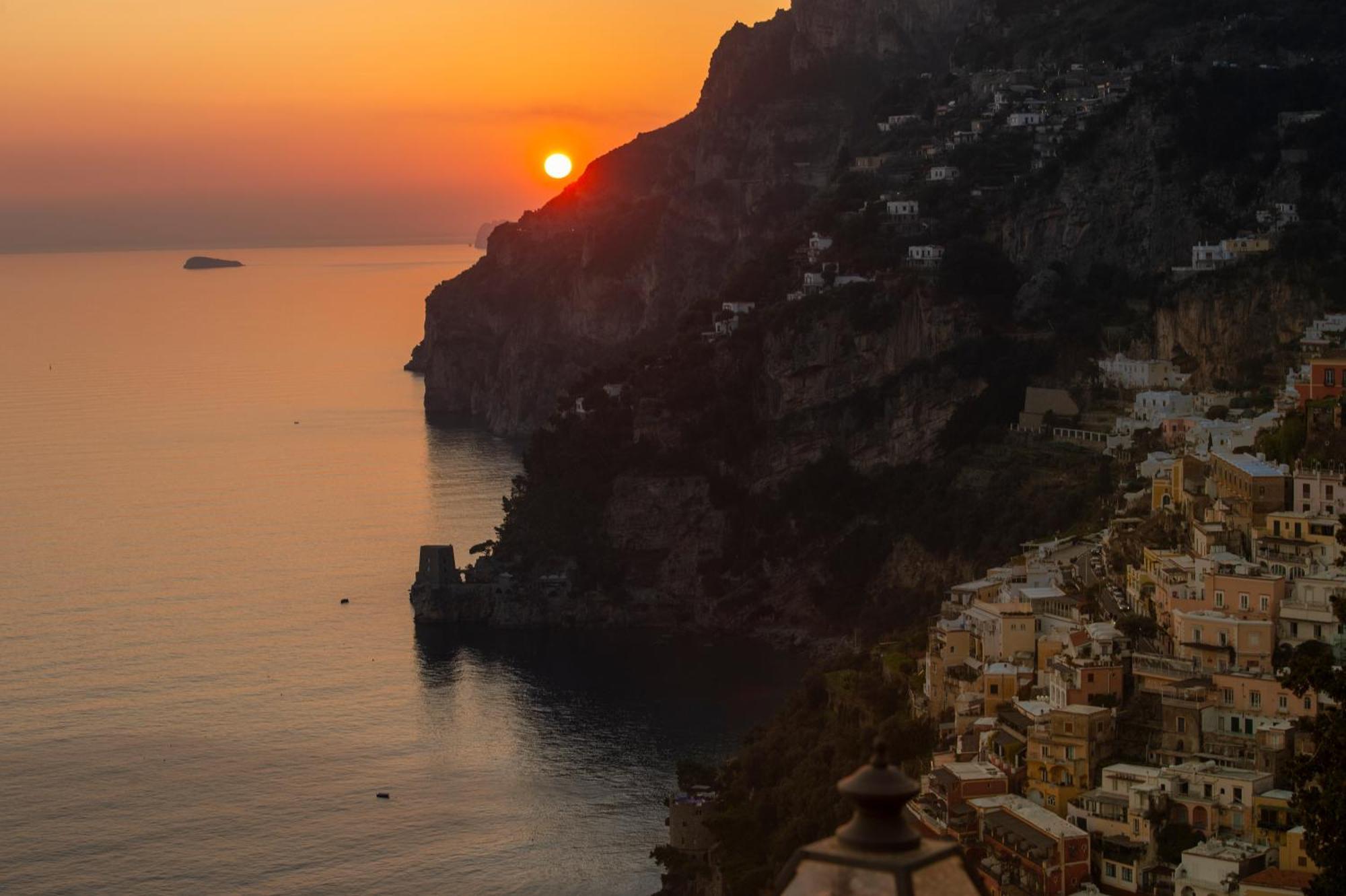 Aria Di Mare,Near Elevator, Few Steps, Parking, Garden Apartment Positano Exterior photo